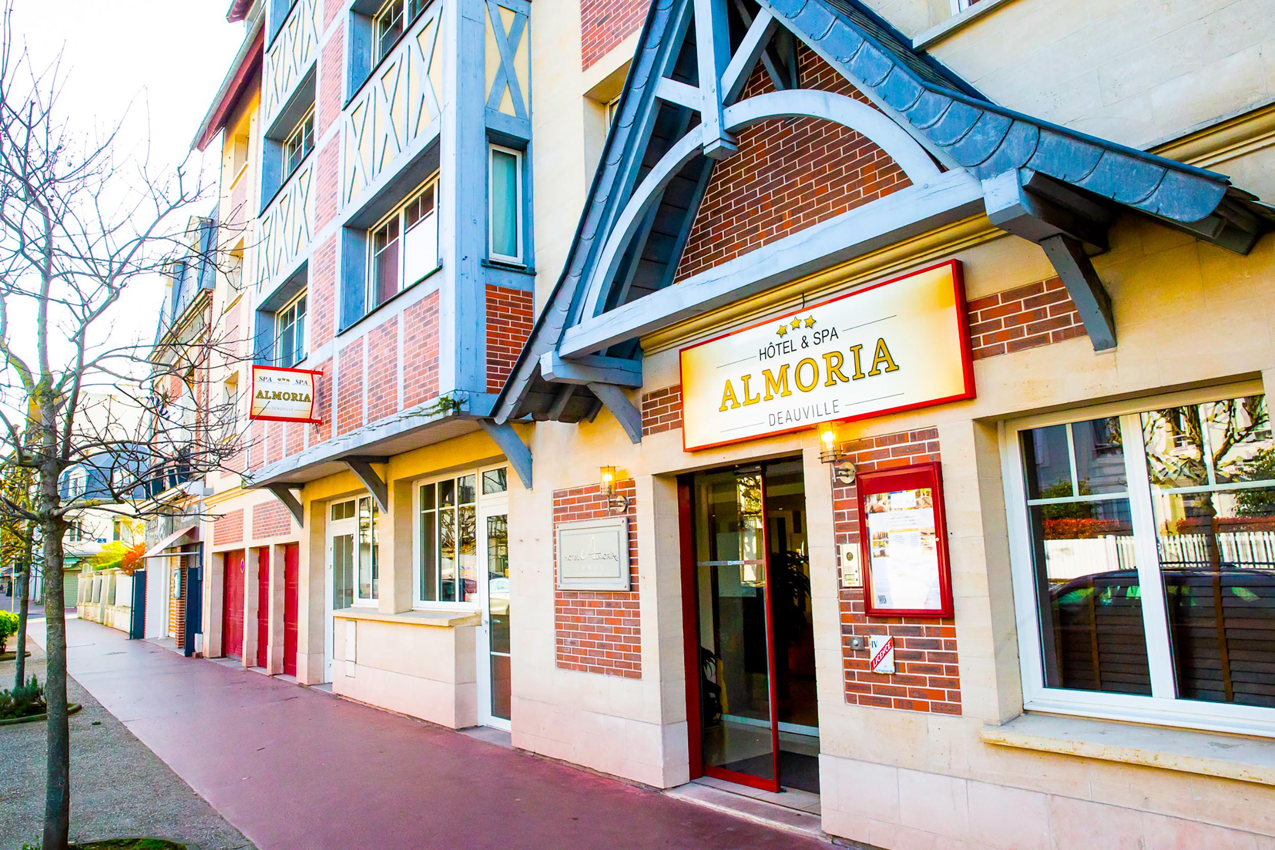 Almoria Hotel & Spa ドーヴィル エクステリア 写真